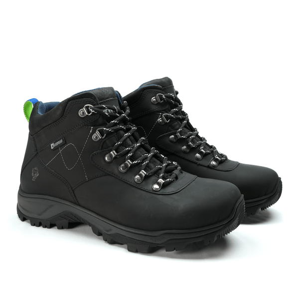 Bota Impermeável Masculina ThaBel Poseidon Preta com CA, manta 100% impermeável e solado antiderrapante, para trilha e trabalho com o pé seco.
