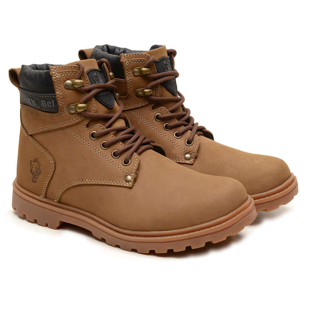 Bota Workbel: Excelência em Botas de Trabalho e Segurança na cor marrom clara, ideal para proteção e conforto no trabalho.