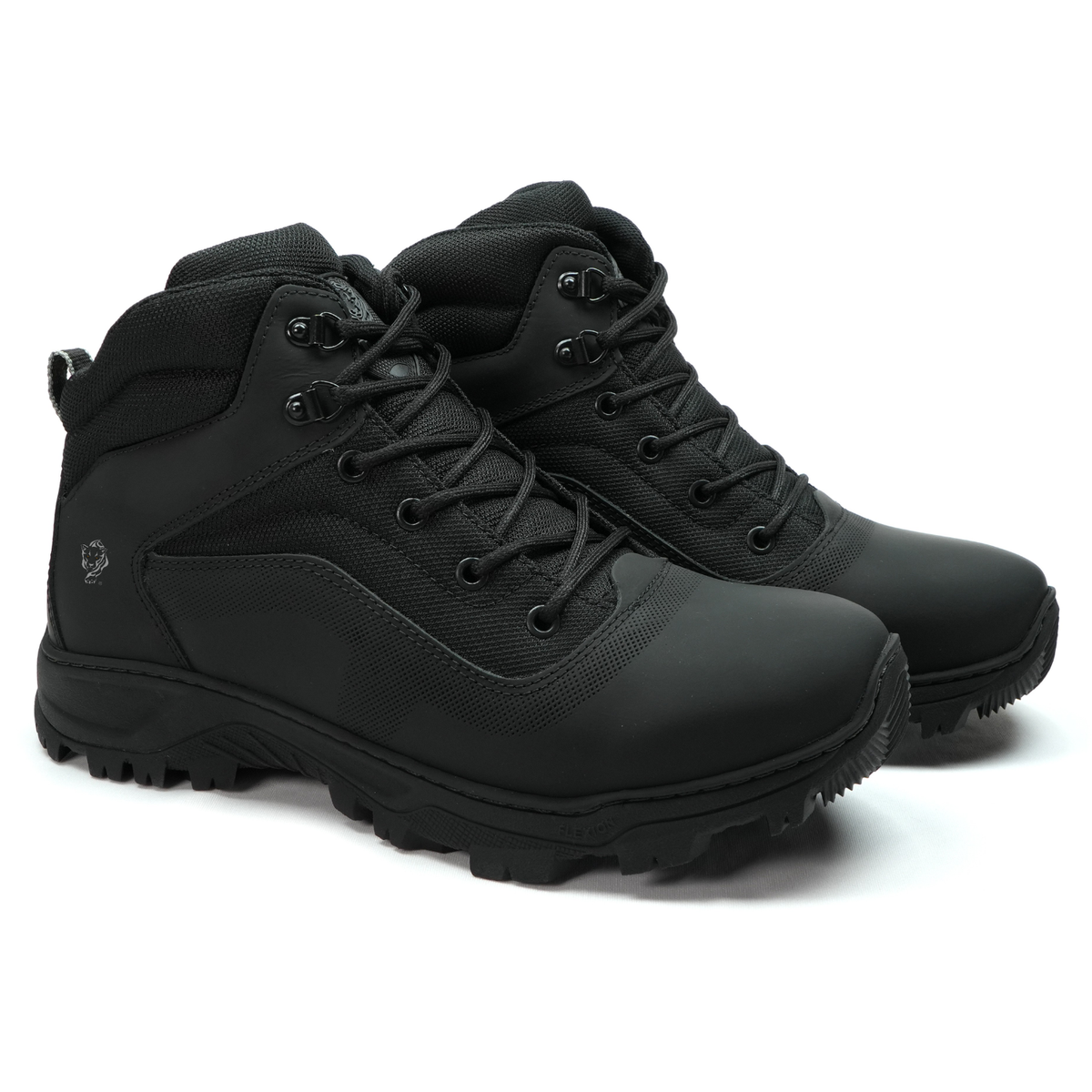 Bota de Trilha Masculina Cano Médio ThaBel Tracker Couro e Nylon Preta com CA, leve e respirável, solado antiderrapante para trabalho e trilha.