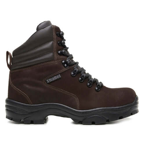 Bota Adventure ThaBel Highlander Anti Perfuro Marrom com CA em couro nobuck, ideal para uso tático, casual e de segurança.