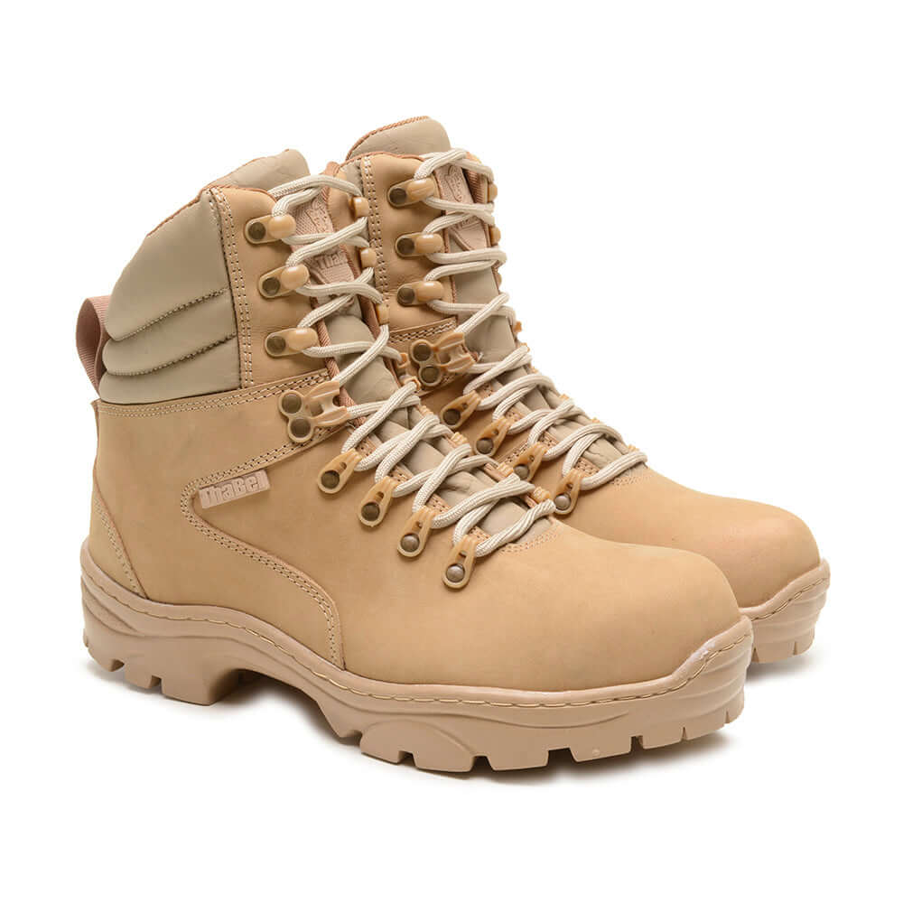 Bota Tática ThaBel Highlander Anti Perfuro Desert com CA em couro nobuck para segurança e durabilidade em aventuras e trabalhos exigentes.