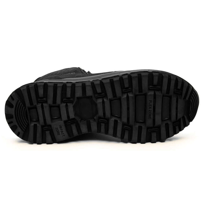 Sola da Bota de Trilha Masculina ThaBel Stone Bel Preta, detalhe de resistência e durabilidade para aventuras.