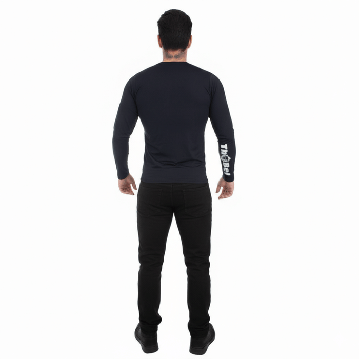 Calça Jeans Gray Man ThaBel Phantom Preto em exibição nas costas de um modelo, destacando estilo e discrição para o dia a dia.